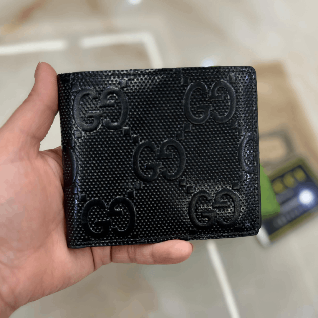 Gucci Wallets: A Signature of Luxury