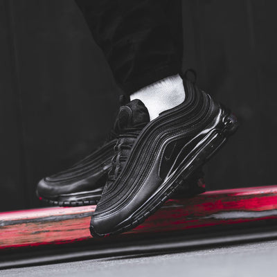 Nike Air Max 97 (AV4149-001) – Elevate Your Everyday Style