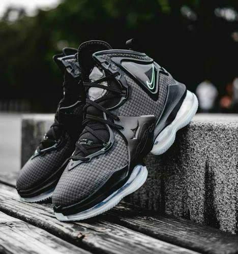 Lebron 19 space jam restocked