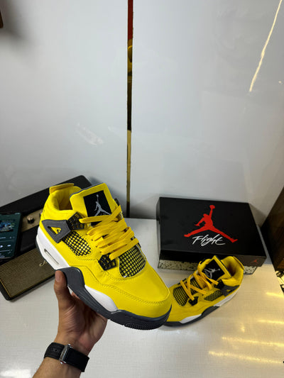 Jordan 4 Retro Mid Lightning